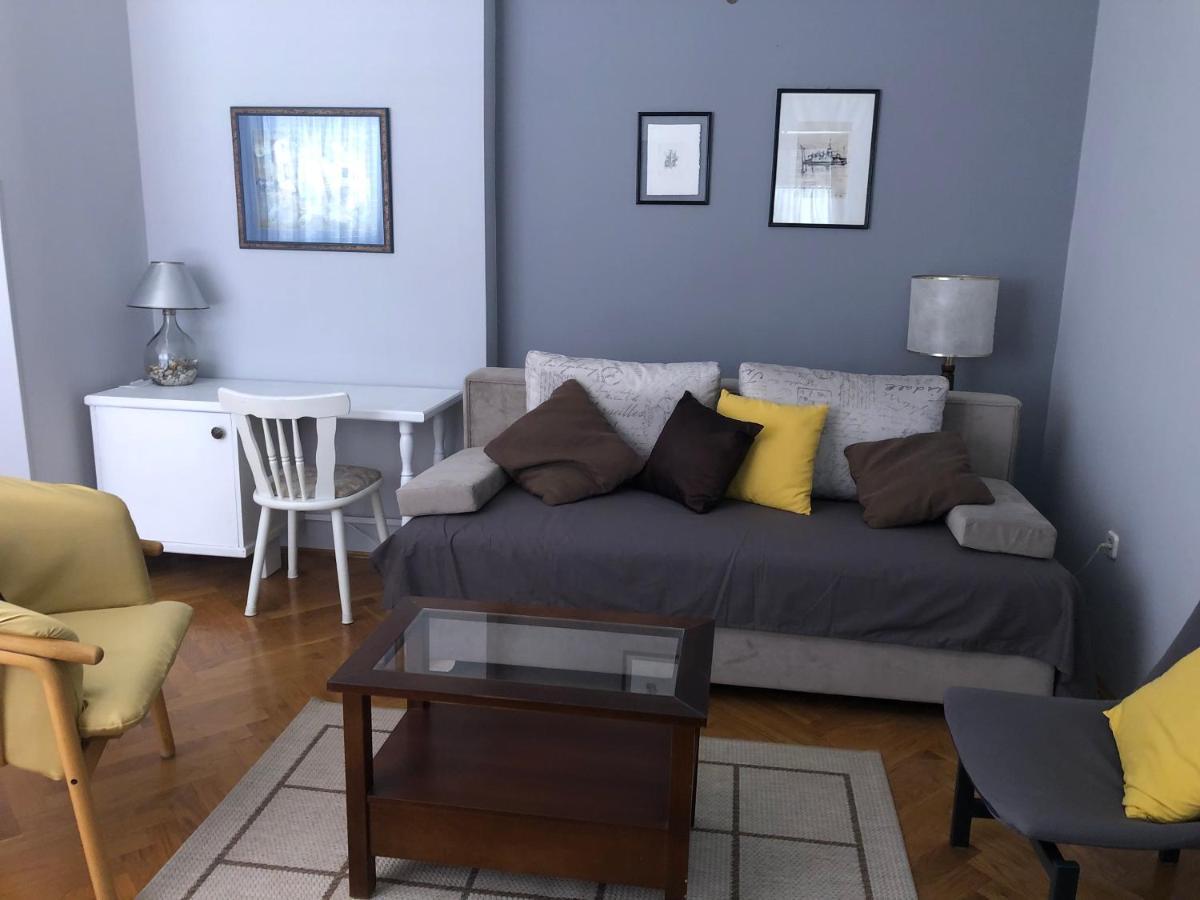 Apartmani Dubasnica Malinska Exteriör bild