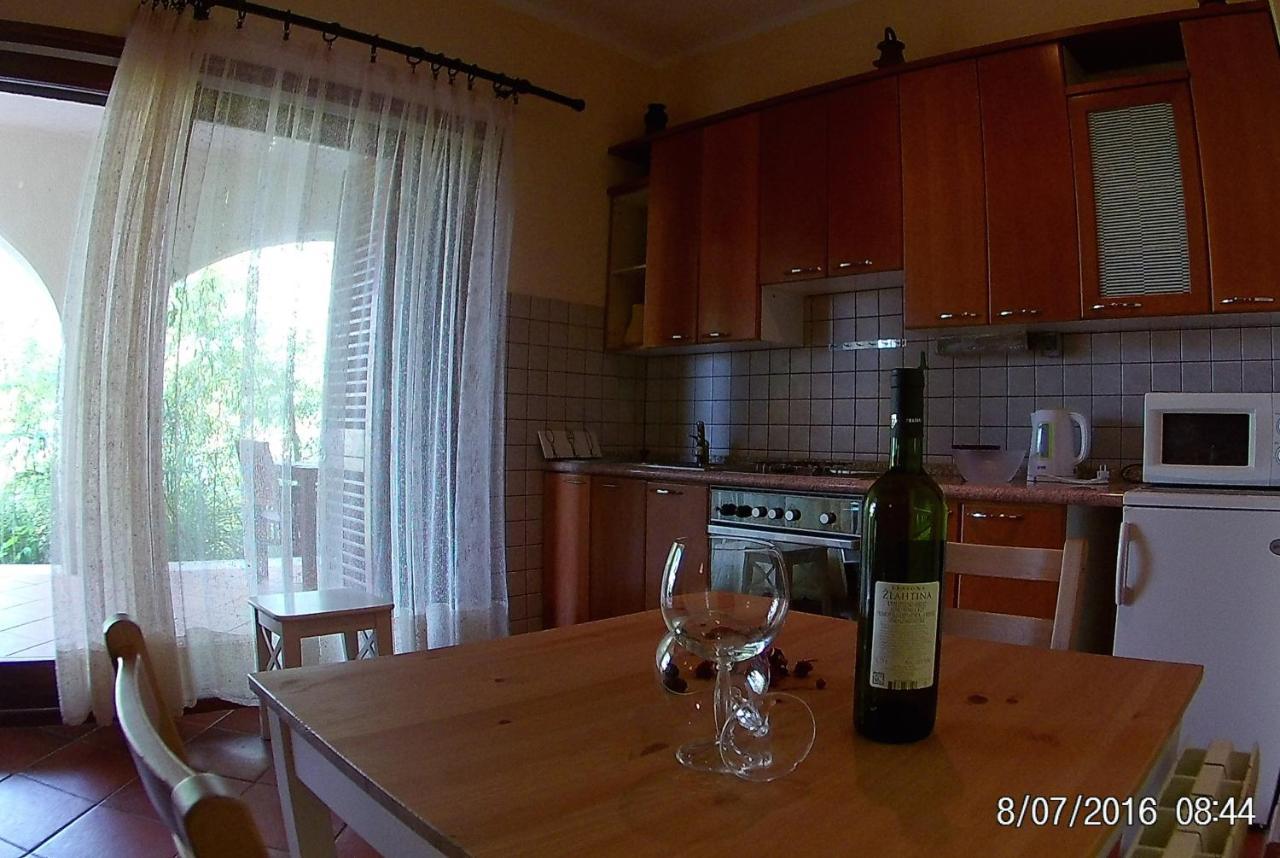 Apartmani Dubasnica Malinska Exteriör bild